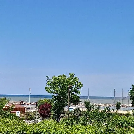 Apartment Loft Sulla Spiaggia Rimini